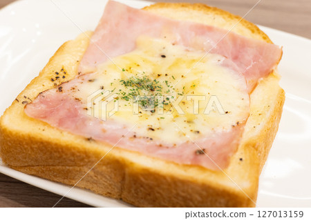 Delicious croque monsieur 127013159