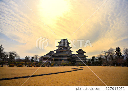 View of the ruins of the Honmaru Palace at Matsumoto Castle in the Chubu region, Matsumoto Castle illuminated in the sepia afternoon sun over the Northern Alps, Matsumoto City, Nagano Prefecture (4) 127015051
