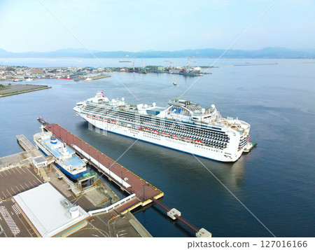 Aerial view of the cruise ship Diamond Princess calling at Hakodate Port in Hakodate, Hokkaido in early summer Aerial view of the cruise ship Diamond Princess calling at Hakodate Port in Hakodate, Hokkaido in early summer 127016166