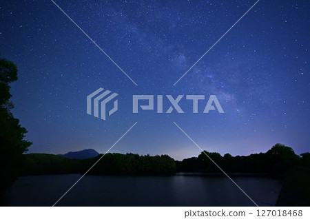 Oyama and Milky Way Oyama and Milky Way 127018468