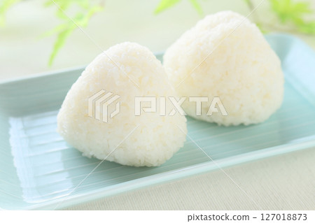 Simple is best! Salted rice ball Simple is best! Salted rice ball 127018873