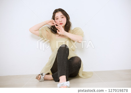 擁有健康肌膚、自然美麗的女性 127019878