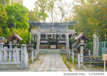 大鳥南神社（大阪府堺市西區大鳥北町） 127020400