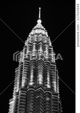 KUALA LUMPUR, MY - April 18, 2025: Petronas Twin Towers. Kuala Lumpur, Malaysia. 127020848