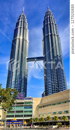 KUALA LUMPUR, MY - April 18, 2025: Petronas Twin Towers. Kuala Lumpur, Malaysia. 127020880