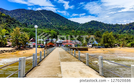 Pulau Tioman tropical island in Malaysia. South China sea. Southeast Asia Pulau Tioman tropical island in Malaysia. South China sea. Southeast Asia 127020886