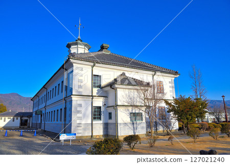 松本市中部地區：西洋化時代的西式建築、國寶開智學校校舍、長野縣松本市（3） 127021240