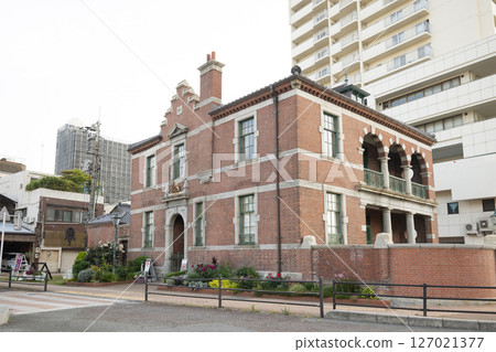 [Shimonoseki City, Yamaguchi Prefecture] Former British Consulate in Shimonoseki 127021377