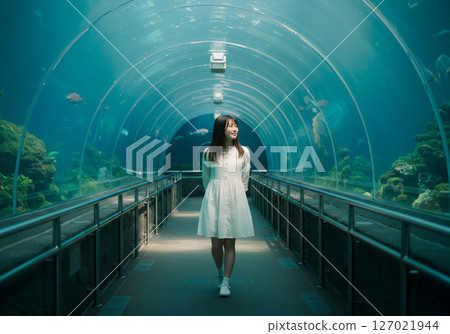 Spending time with the fish 127021944