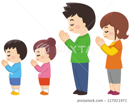 父母和孩子閉眼祈禱 父母和孩子閉眼祈禱 127021971