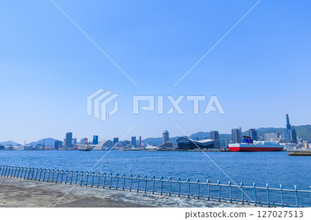 Kobe Cityscape (Chuo Ward, Kobe City, Hyogo Prefecture) 127027513