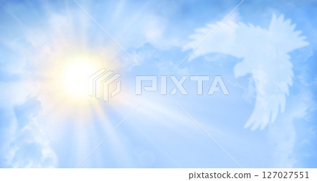 Bright light from cloudy sky 127027551