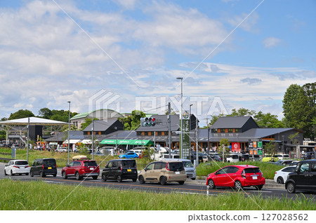 Scenery of Okegawa City, Ageo Road, National Route 17, Roadside Station (Saitama Prefecture) 127028562