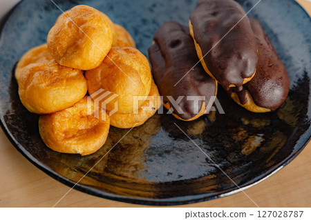 Tea time set 127028787