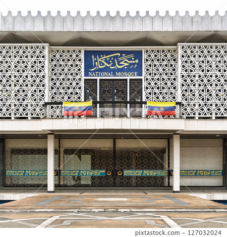 Kuala Lumpur, Malaysia: National Mosque, or Masjid Negara. Entrance with Flags 127032024