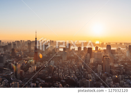 東京市中心首次日出 127032120