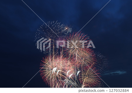 June 7, 2025 Chigasaki Southern Art Fireworks June 7, 2025 Chigasaki Southern Art Fireworks 127032884