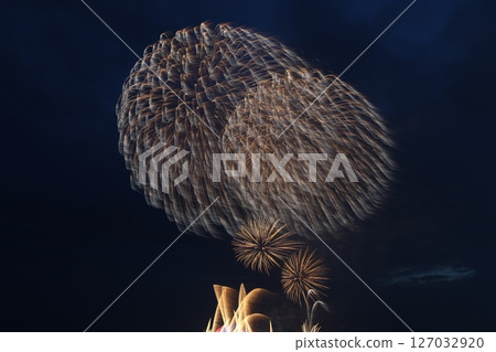 June 7, 2025 Chigasaki Southern Art Fireworks 127032920