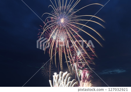 June 7, 2025 Chigasaki Southern Art Fireworks June 7, 2025 Chigasaki Southern Art Fireworks 127032921