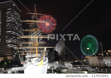 <2025年6月2日橫濱開港日>港未來夜景 127033043