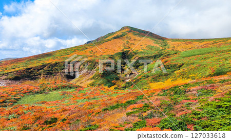 Climbing Mount Kurikoma in autumn (view of Mount Kurikoma from Mount Higashi-Kurikoma) Climbing Mount Kurikoma in autumn (view of Mount Kurikoma from Mount Higashi-Kurikoma) 127033618