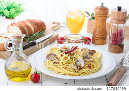 Vongole Bianco(蛤蜊義大利麵) Vongole Bianco(蛤蜊義大利麵) 127034969