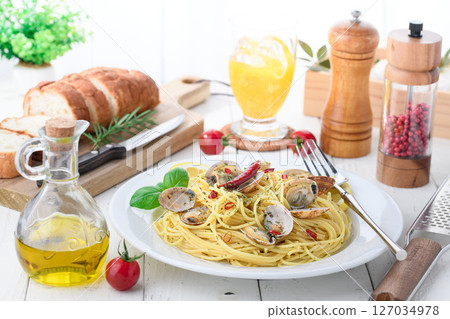 Vongole Bianco(蛤蜊義大利麵) Vongole Bianco(蛤蜊義大利麵) 127034978