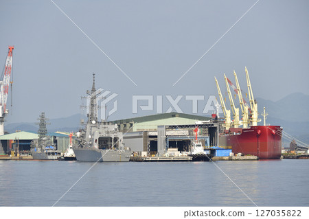 Photographing the scenery of Hakodate Dock at Hakodate Port in Hakodate, Hokkaido in early summer 127035822
