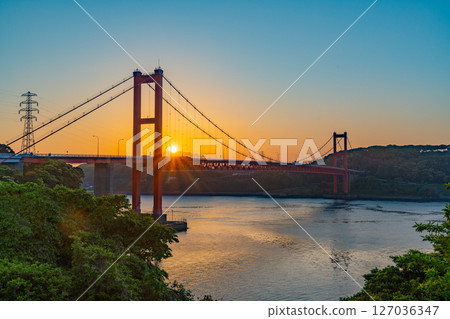 (Nagasaki Prefecture) Hirado Bridge at dawn 127036347