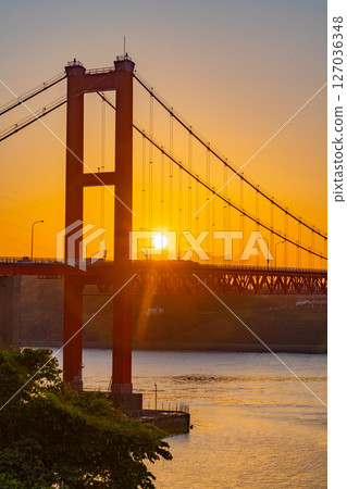 (Nagasaki Prefecture) Hirado Bridge at dawn 127036348