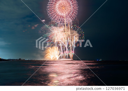 Kanagawa Prefecture Chigasaki Southern Art Fireworks 2025 127036971