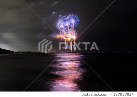 Kanagawa Prefecture Chigasaki Southern Art Fireworks 2025 Kanagawa Prefecture Chigasaki Southern Art Fireworks 2025 127037024