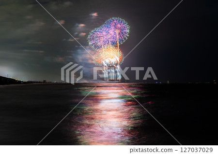 Kanagawa Prefecture Chigasaki Southern Art Fireworks 2025 Kanagawa Prefecture Chigasaki Southern Art Fireworks 2025 127037029