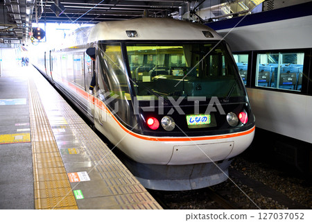 中部地區松本站的 Wide View 信濃特快列車是往返名古屋和長野縣松本市信州之間的熱門列車（4） 127037052