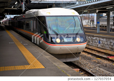 開往長野、中部地區松本站的熱門列車、連接名古屋和長野縣松本市信州的 Wide View 信濃特快列車（2） 127037054