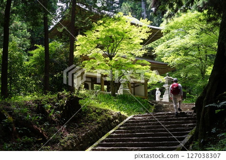神奈川縣南足柄市大雄山西乘寺風景 127038307