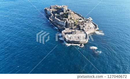 [Hashima Island, Nagasaki] A diamond sleeping in the sea <Gunkanjima> 127040672