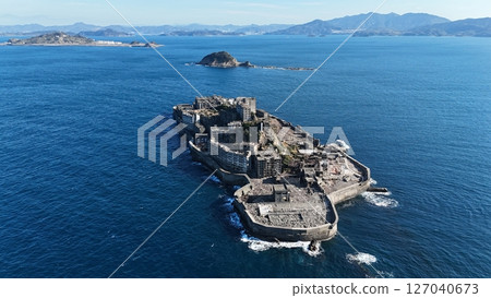 [Hashima Island, Nagasaki] A diamond sleeping in the sea <Gunkanjima> 127040673
