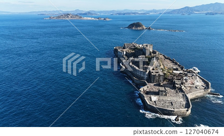 [Hashima Island, Nagasaki] A diamond sleeping in the sea <Gunkanjima> 127040674