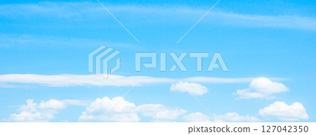 簡單的天空景觀，乾淨的藍天 127042350