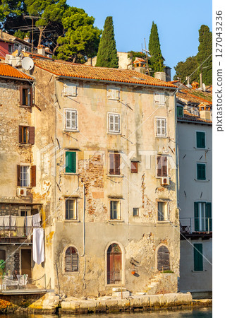 Rovinj, Croatia old town, coastline houses 127043236