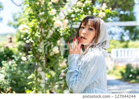 古典洛麗塔時尚女人 127044244