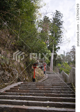 Kurama Temple: The steep winding approach to the temple 7 127044249