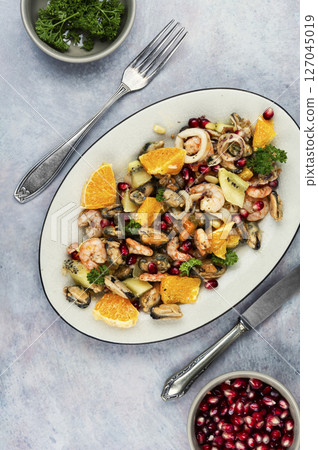 Appetizing seafood, salad. 127045019
