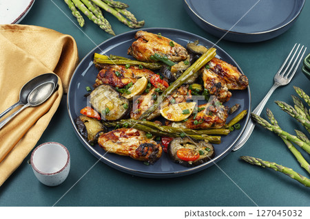 Delicious roasted chicken wings. 127045032