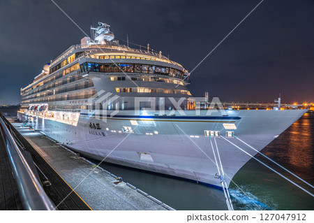 The luxury cruise ship "Asuka III" shines at night 127047912
