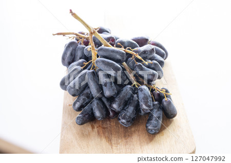 Australian grapes now available: Sweet Aphid Australian grapes now available: Sweet Aphid 127047992