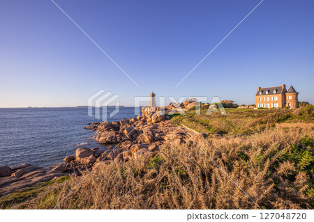 Ploumanac'h Lightouse of Mean Ruz, cotes-d'armor, brittany, france 127048720