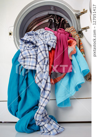 Washing machine with clean linen... 127051417