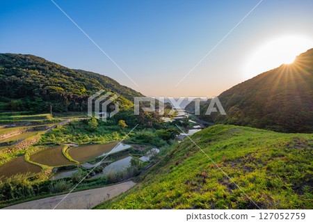 （長崎縣）春日村的海景梯田（長崎天草地區的隱密基督徒遺產） 127052759